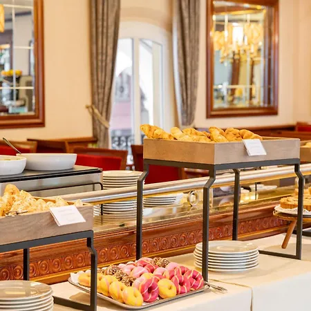 Internazionale Hotel 4*