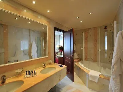Internazionale 4*